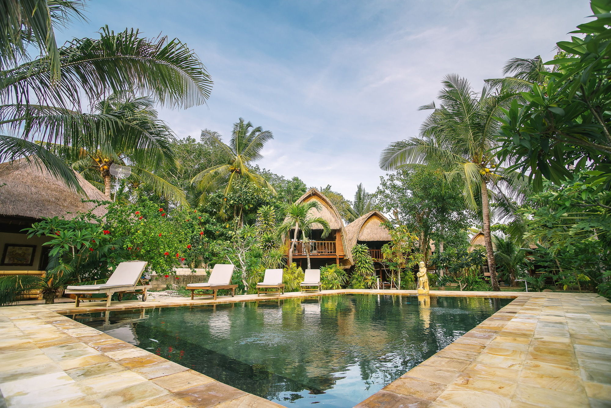 Sukanusa Luxury Huts