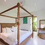 Villa Santai at Sandy Bay