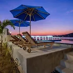 D\'Pasih Private Villa