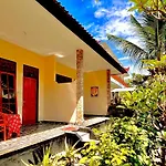 Lembongan Tropical Guesthouse
