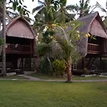 Sukanusa Luxury Huts