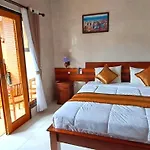 Wahyuga Sari Guest House Nita Salon & Spa