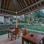 Paluh Beach Huts