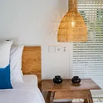 Villa Sari Nusa Lembongan - Three Bedroom Villa