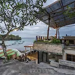 Mushroom Beach Bungalows