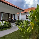 Nusa Indah Onai Hotel