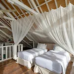 Casa Del Mar