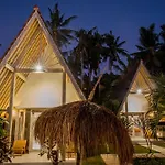 Sunset House Ceningan, 10 Person Beachview Private Villa