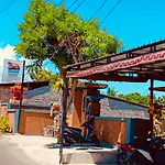 Dream Beach Hostel Lembongan