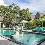 Nanuk\'S Bungalows