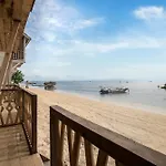 Sunset Beach Wood Villa By Alfred In Bali