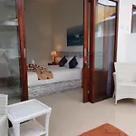 Mahi Mahi House