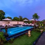Lembongan Cempaka Villa & Restaurant