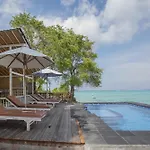 Wooden Beach Sunset Cottages