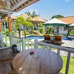 Blue Sky Villa Ceningan