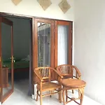 Linggy Homestay