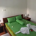 Linggy Homestay