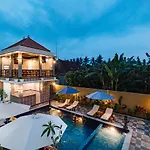 Sari Nusa Inn