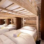 Nyuh Gading Home Stay