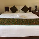 Sari Nusa Inn