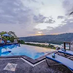 Bukit Ancak Lembongan Villa