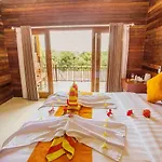 Dinatah Lembongan Villas - CHSE Certified