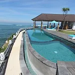 Ombak Bay Lembongan