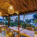 Sunday Huts Lembongan