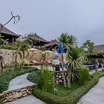 Sunday Huts Lembongan