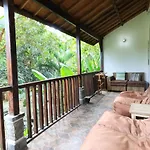 Villa Mangga