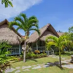 Ts Hut Lembongan