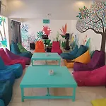 Gb Hostel Lembongan