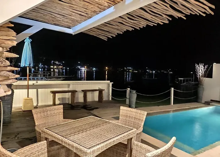 Villas Gede 888 Private Pool