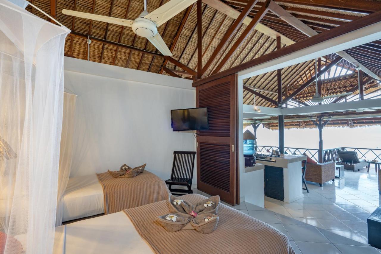 Atas Villa *