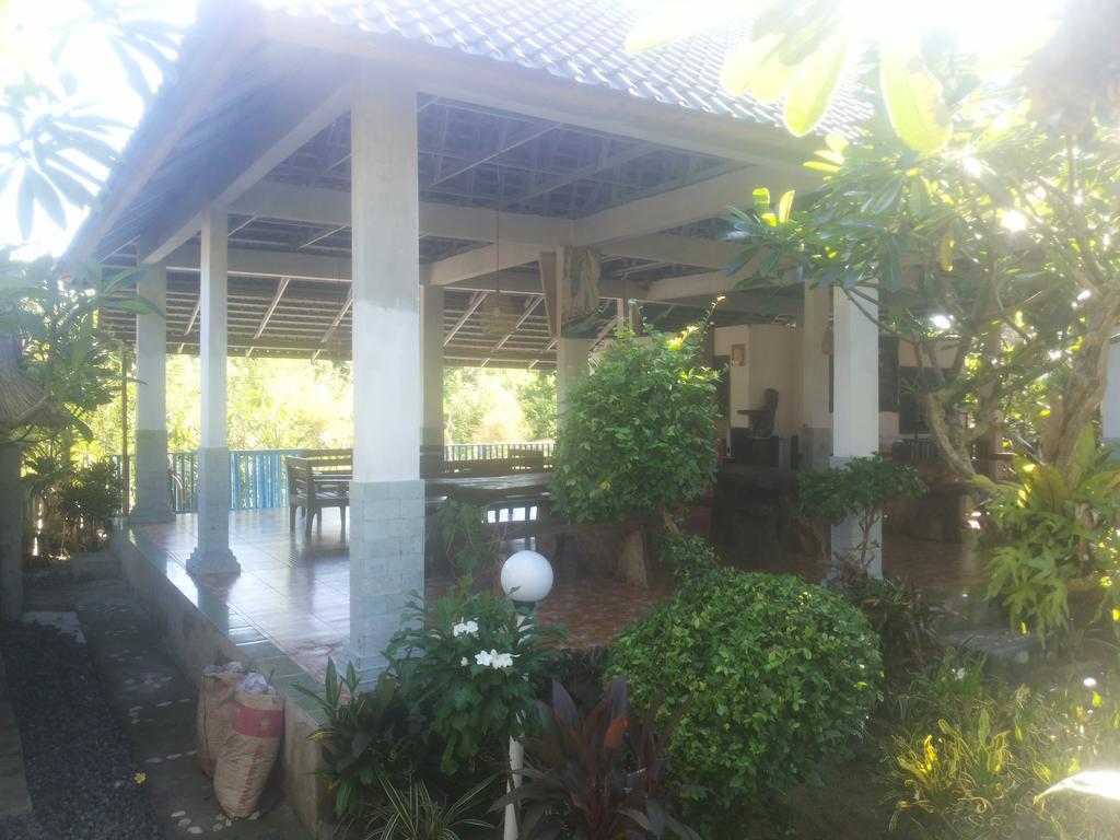 Holiday park Lotus Garden Huts 3*
