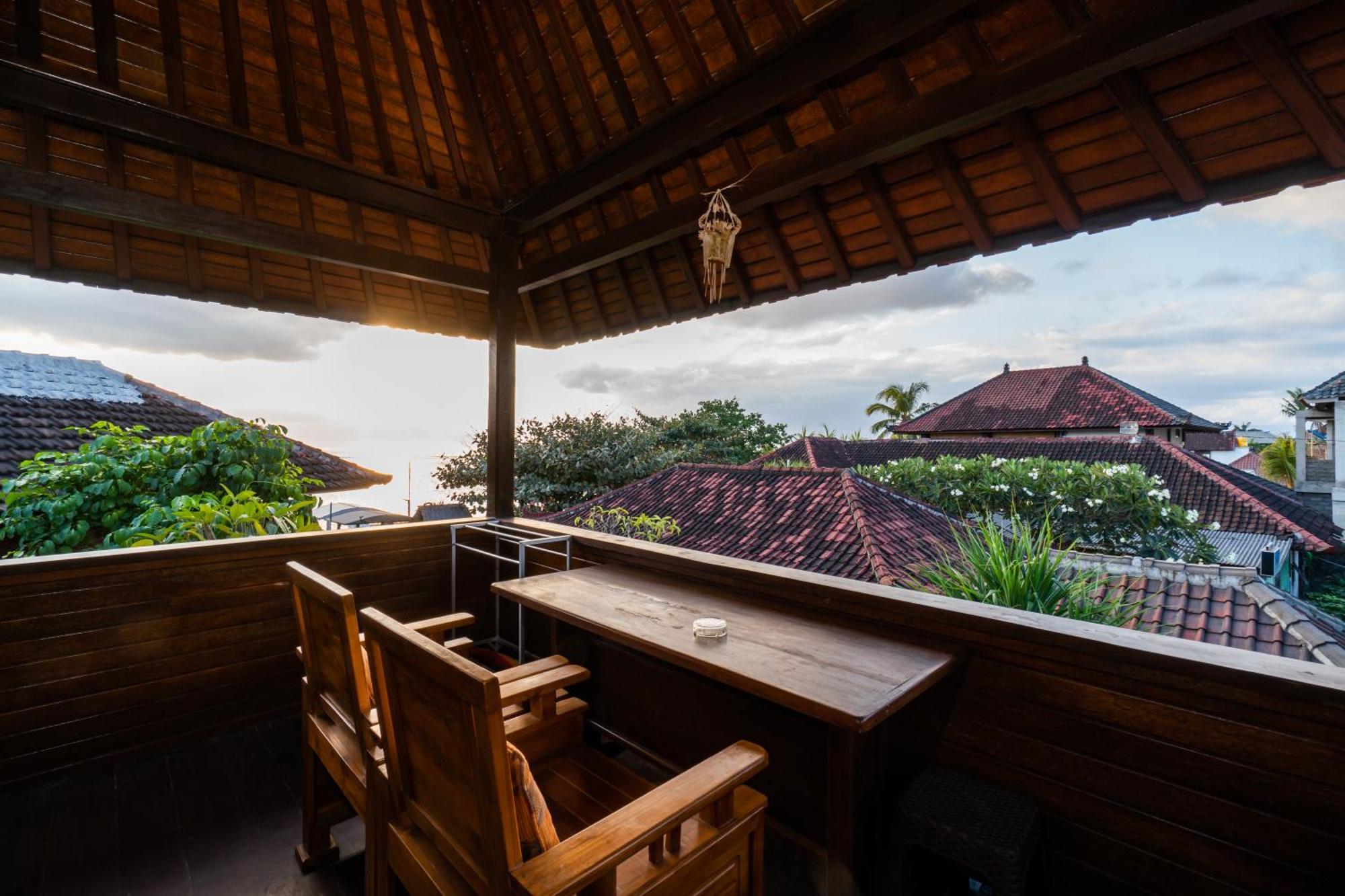 Ketut Losmen Holiday park *