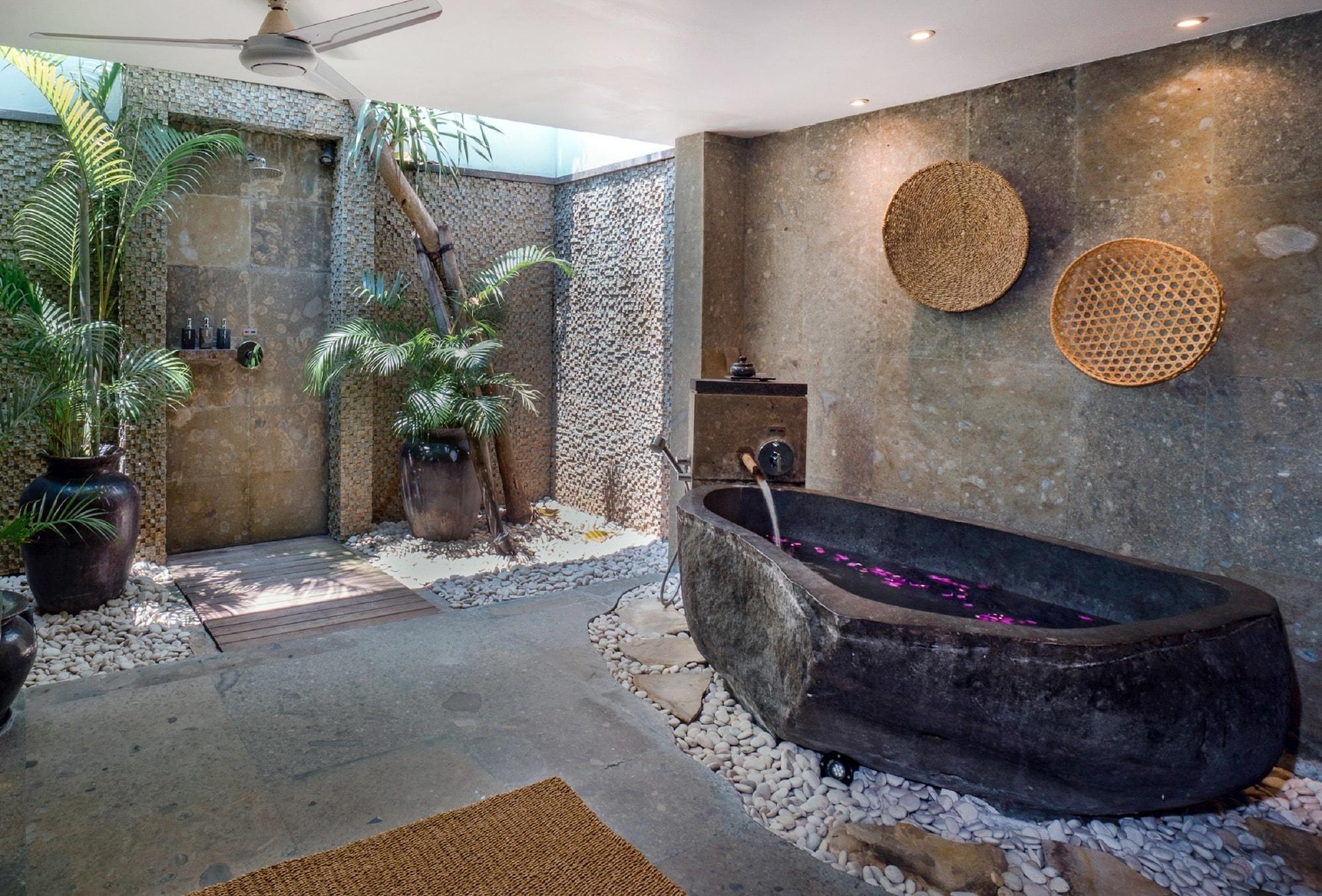 Hotel Batu Karang And Nusa Lembongan (Bali)