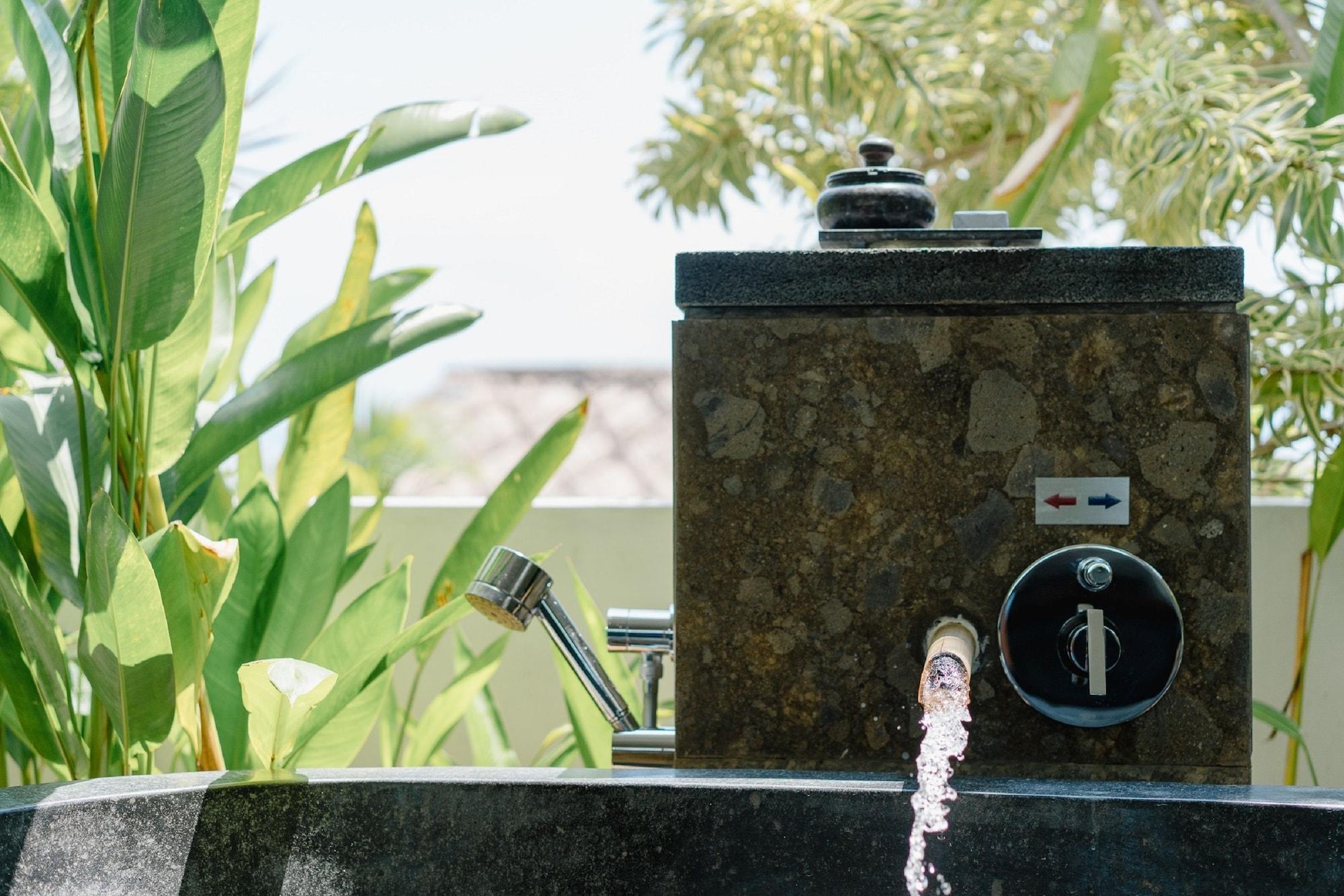 Hotel Batu Karang And Nusa Lembongan (Bali)