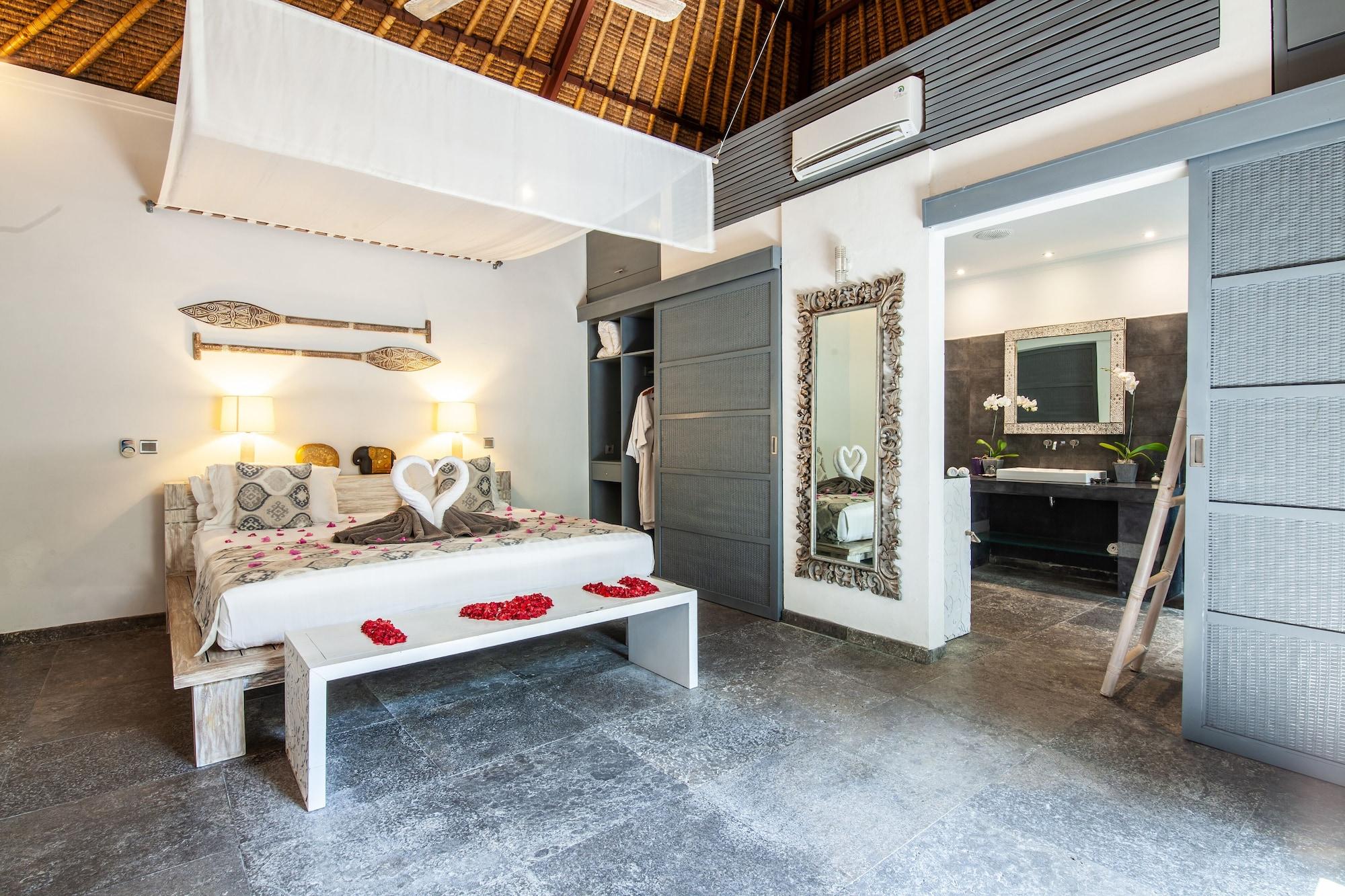 Indiana Kenanga Luxury And Restaurant Hotel