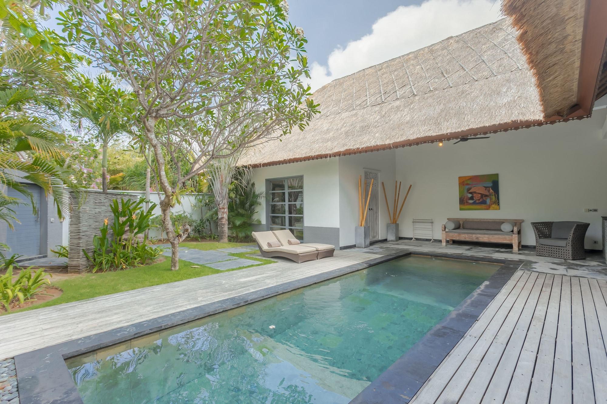 Indiana Kenanga Luxury And Restaurant Hotel