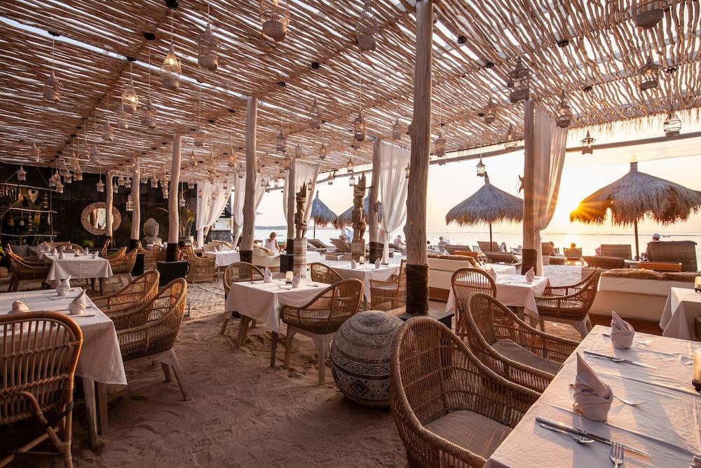 Hotel Indiana Kenanga Luxury And Restaurant