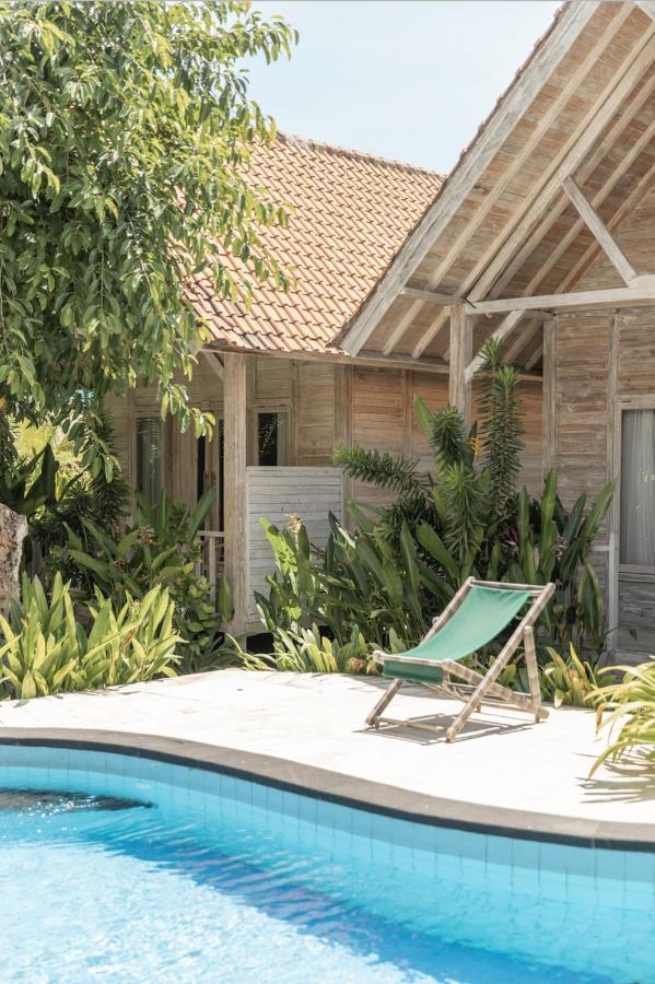 Wisma tamu Coconut Village Redpartner 2*