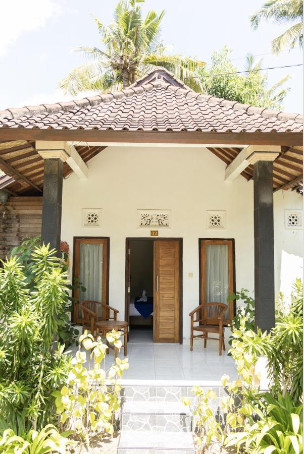 Coconut Village Redpartner Wisma tamu