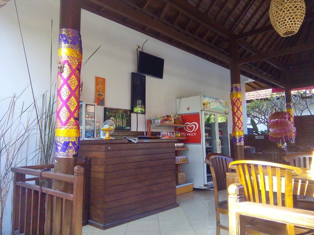 Arya Enny Salon And Nusa Lembongan (Bali)