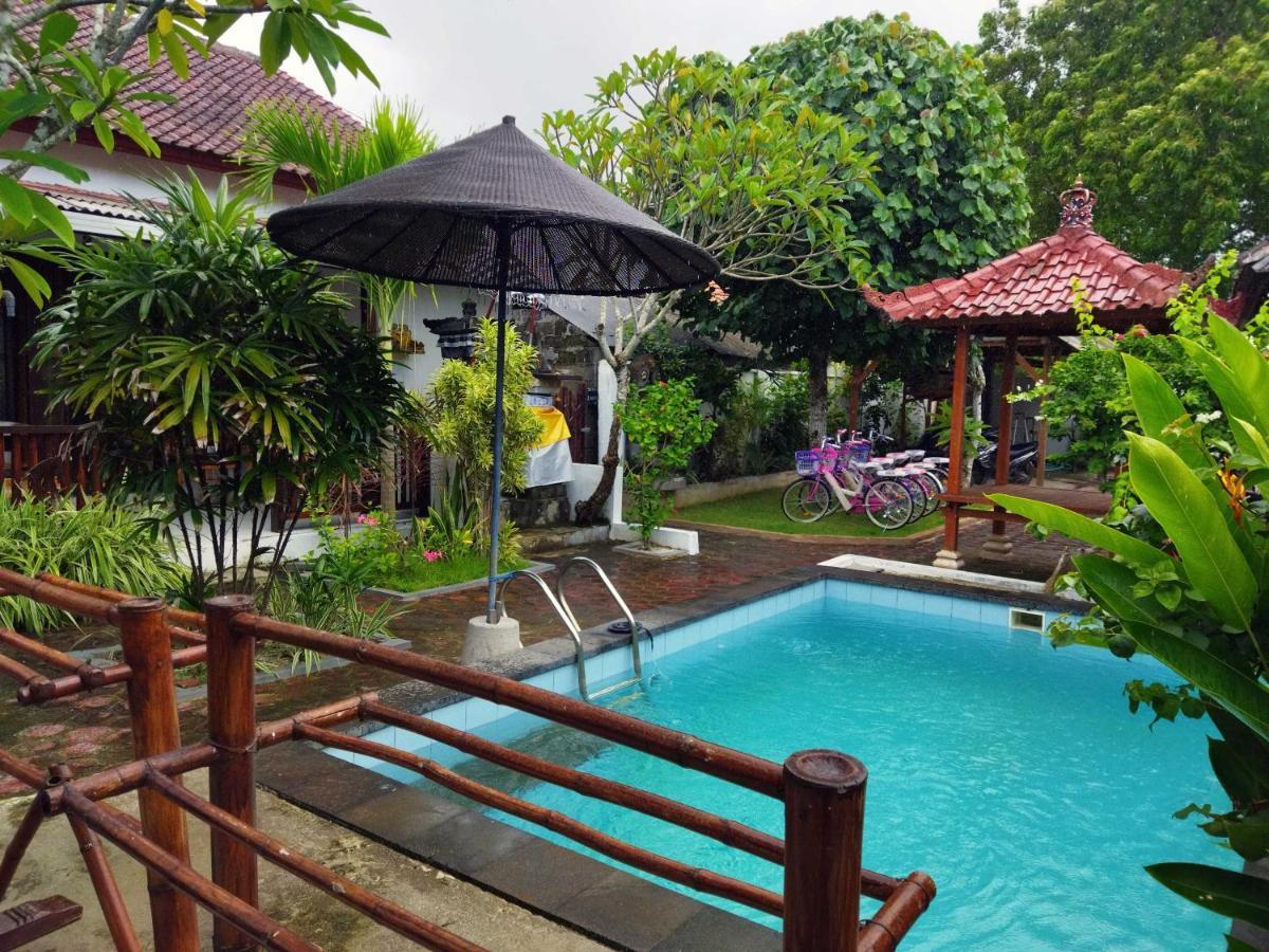 Pantai Island 3*