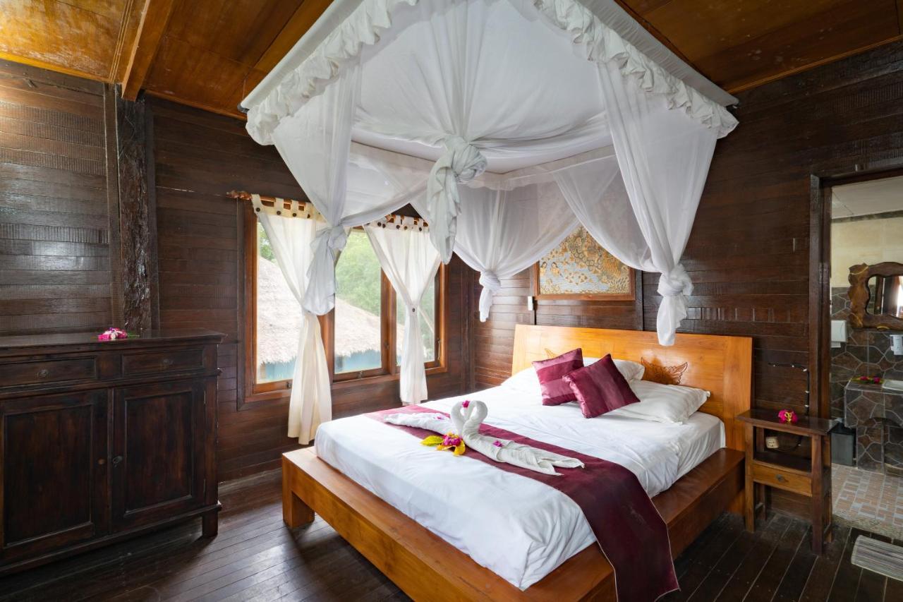 Mushroom Hotel 3*