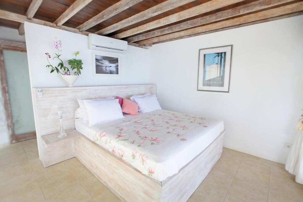 Lumba Lumba - Oceanfront & Spectacular View! *