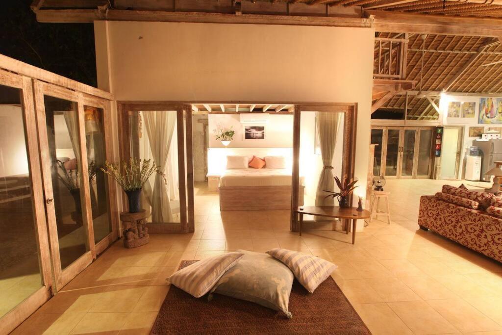 Lumba Lumba - Oceanfront & Spectacular View! *