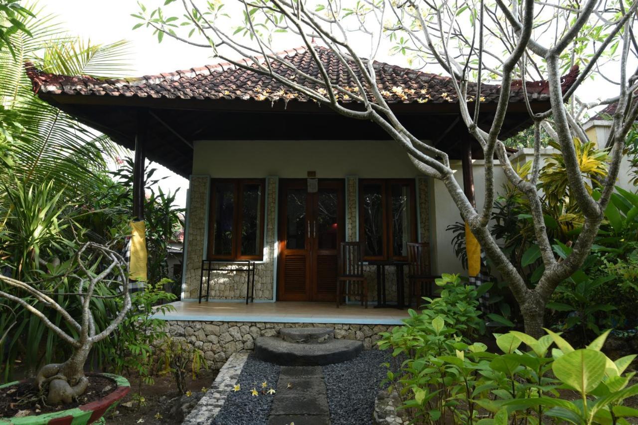 The Tanis Nusa Resort 4*