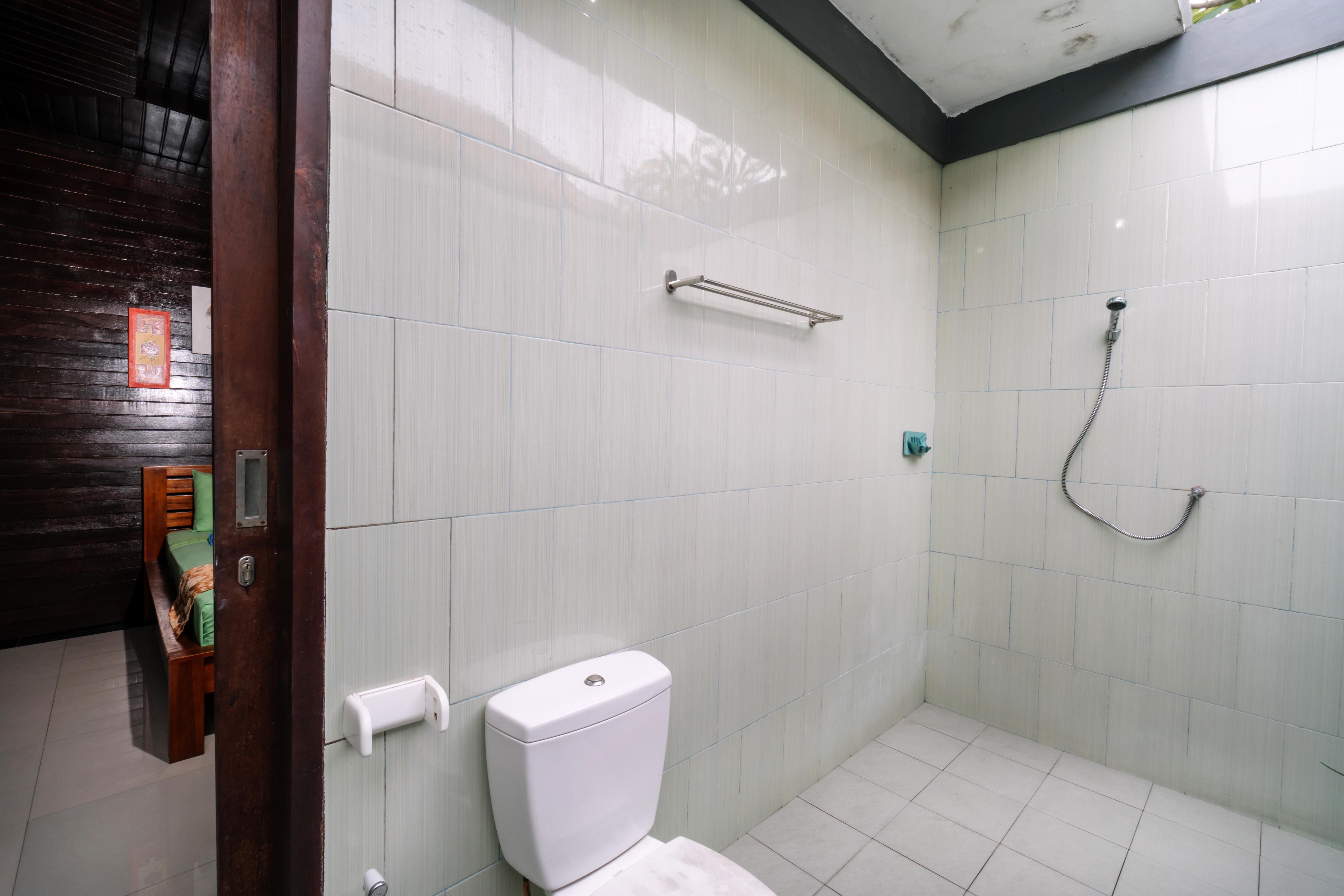 D And B Bungalow's By Dewizz Management Nusa Lembongan (Bali)